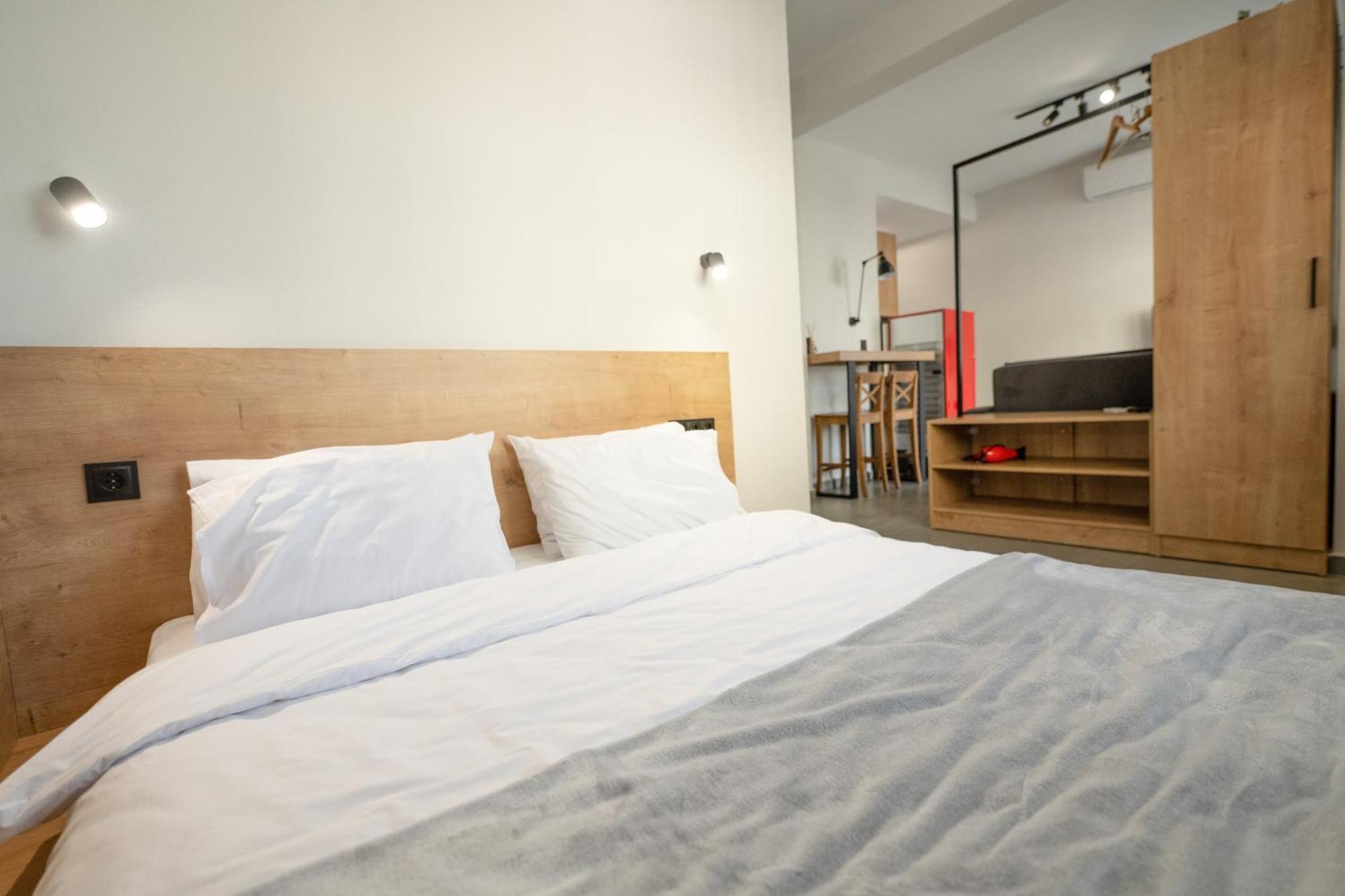 Themis Urban Stay Komotiní Luaran gambar