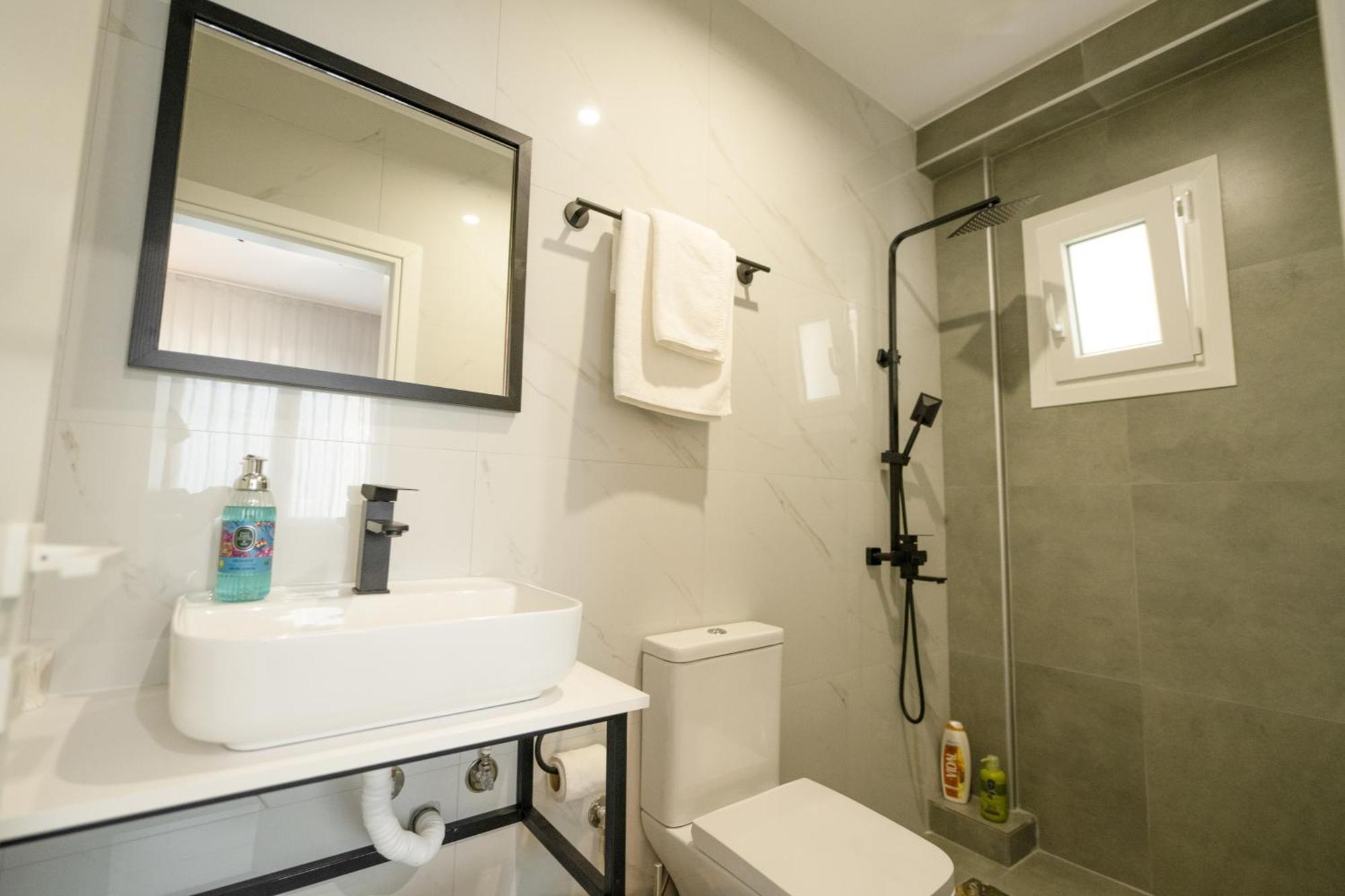 Themis Urban Stay Komotiní Luaran gambar